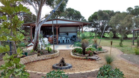 Murray Bridge Tourist Park - Accommodation Broome 2