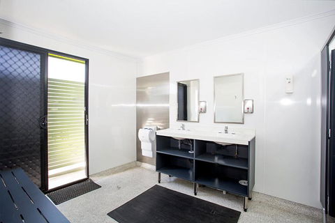 Mycow Accommodation Mackay - Accommodation Broome 1