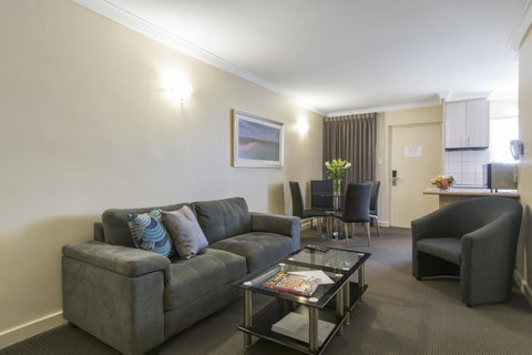 The Peninsula Riverside Serviced Apartments - Accommodation Broome 36