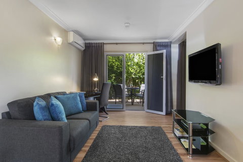The Peninsula Riverside Serviced Apartments - Accommodation Broome 17