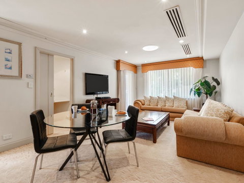 The Peninsula Riverside Serviced Apartments - Accommodation Broome 9