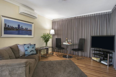 The Peninsula Riverside Serviced Apartments - Accommodation Broome 27