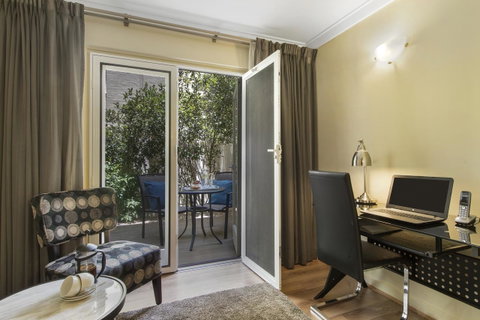 The Peninsula Riverside Serviced Apartments - Accommodation Broome 24