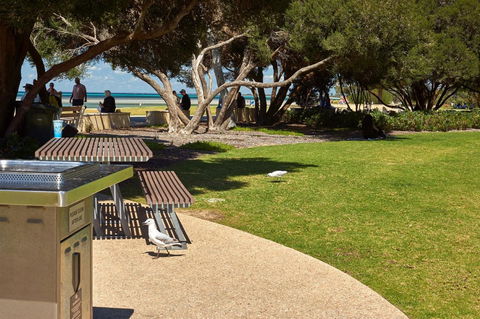 The Urban Beach House - Accommodation Broome 21