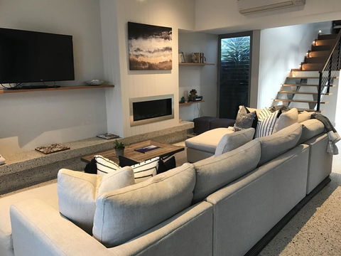 The Urban Beach House - Accommodation Broome 5