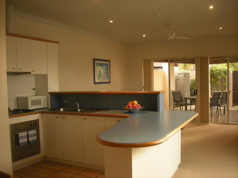 Dunes Scarborough Beach - Accommodation Broome 14