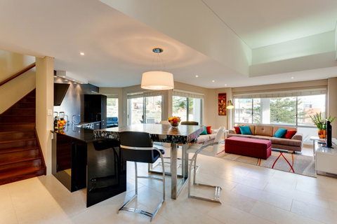 Cottesloe Contemporary Villa - Accommodation Broome 9