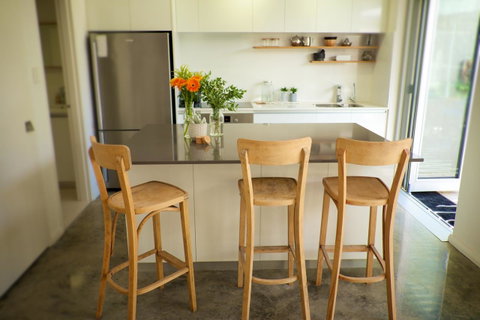 Cottesloe Artist's Beach Retreat - Accommodation Broome 30