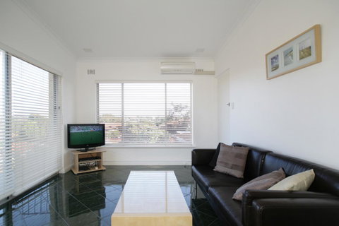 Summer Breeze - Holiday Or Business Apartment - Accommodation Broome 3