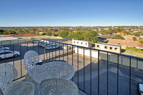 Summer Breeze - Holiday Or Business Apartment - Accommodation Broome 8