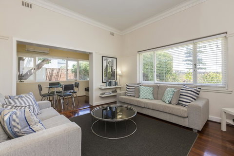 Cottesloe Bel-Air Apartment - Accommodation Broome 0
