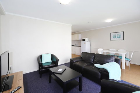West Beach Lagoon 202 - Quiet & Ground Floor! - Accommodation Broome 11