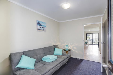 West Beach Lagoon 202 - Quiet & Ground Floor! - Accommodation Broome 4