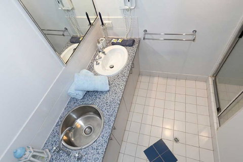 Beachfront @ Scarbs - Accommodation Broome 10