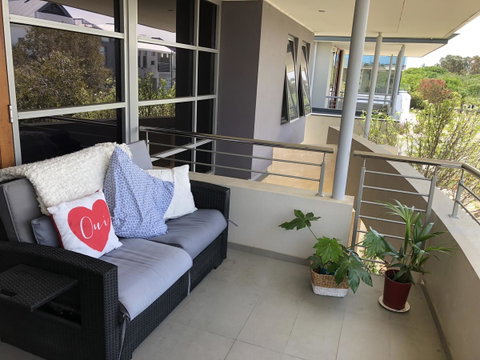Adele's Luxury South Beach Apartment With King Bed - Accommodation Broome 19