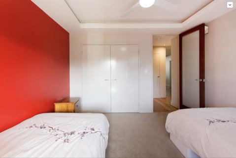 Adele's Luxury South Beach Apartment With King Bed - Accommodation Broome 8