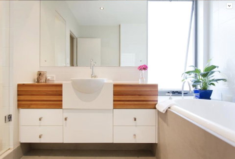 Adele's Luxury South Beach Apartment With King Bed - Accommodation Broome 15