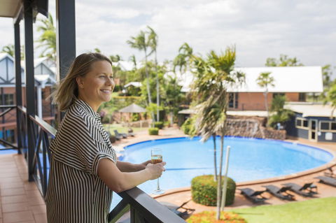 Moonlight Bay Suites - Accommodation Broome 2