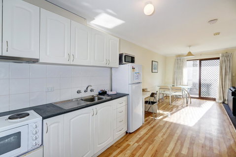 West Beach Lagoon 208 â€“ Great Value! - Accommodation Broome 12