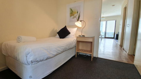 West Beach Lagoon 208 â€“ Great Value! - Accommodation Broome 7