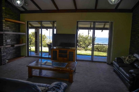 Geraldton Holliday Villas - Accommodation Broome 10