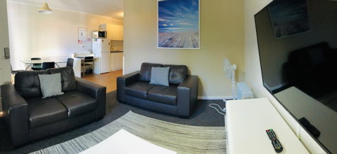 West Beach Lagoon 107 - Great Value - Accommodation Broome 5