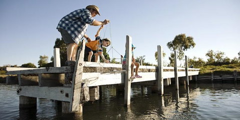 Mandurah Beach Front Apartment - Accommodation Broome 10