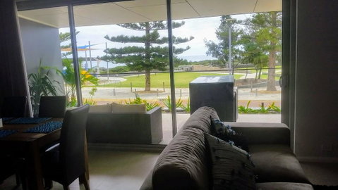 Mandurah Beach Front Apartment - Accommodation Broome 3
