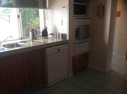 Waterside Canal Dreams - Accommodation Broome 35