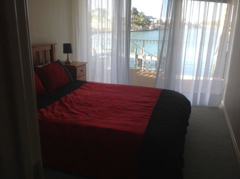 Waterside Canal Dreams - Accommodation Broome 19