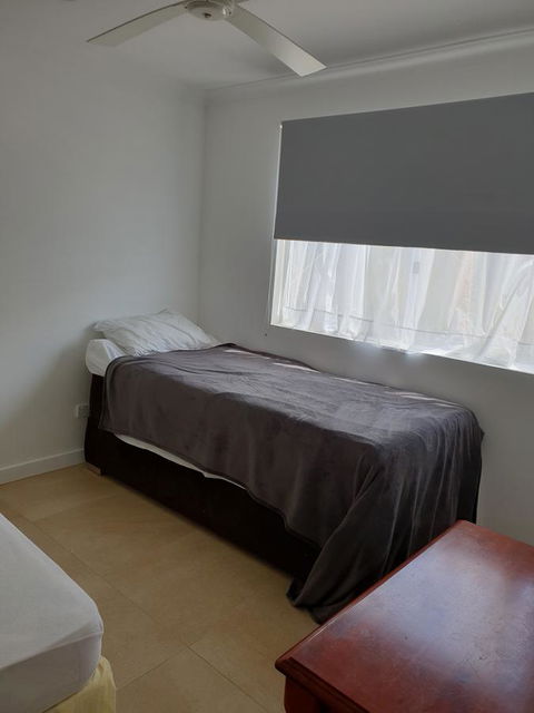 DIANELLA Budget Rooms Happy Place To Stay - Accommodation Broome 2