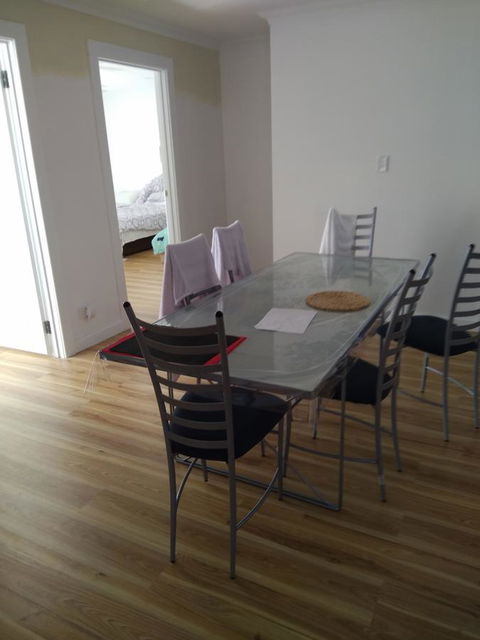 DIANELLA Budget Rooms Happy Place To Stay - Accommodation Broome 34