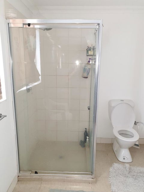 DIANELLA Budget Rooms Happy Place To Stay - Accommodation Broome 12