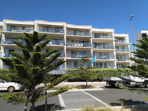 Salty Kiss - Accommodation Broome 1