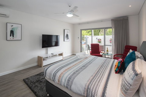 Churchill Studios - Accommodation Broome 0