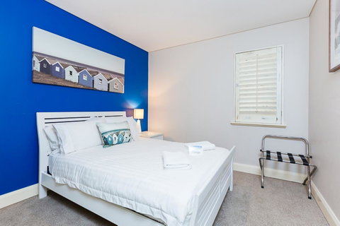 The White Pearl Penthouse - Accommodation Broome 11