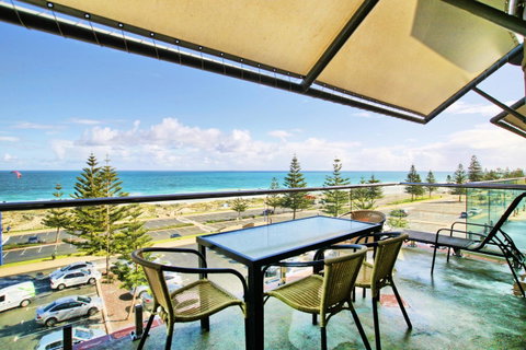 The White Pearl Penthouse - Accommodation Broome 19