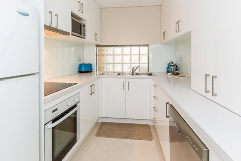 The White Pearl Penthouse - Accommodation Broome 14