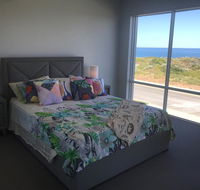 Beach House at SeaScapes.. - Accommodation Broome
