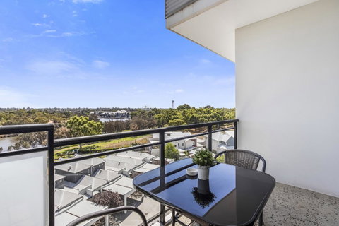 508 Stupendous Sunsets & Views Pool Gym Parking - Accommodation Broome 26
