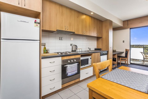 508 Stupendous Sunsets & Views Pool Gym Parking - Accommodation Broome 19
