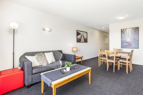 508 Stupendous Sunsets & Views Pool Gym Parking - Accommodation Broome 4