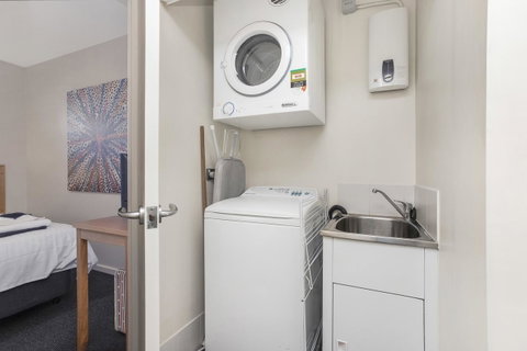 508 Stupendous Sunsets & Views Pool Gym Parking - Accommodation Broome 24