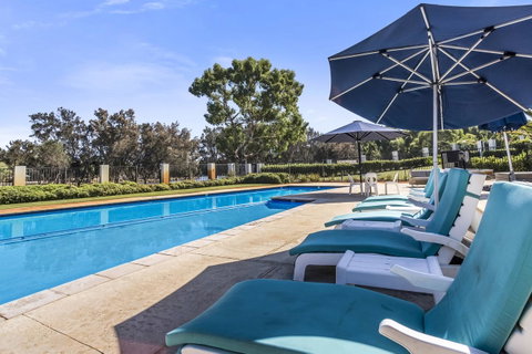 508 Stupendous Sunsets & Views Pool Gym Parking - Accommodation Broome 29