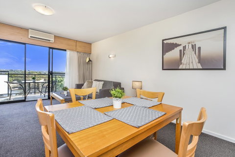 508 Stupendous Sunsets & Views Pool Gym Parking - Accommodation Broome 7