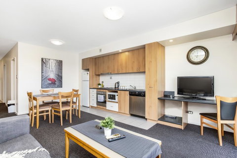 508 Stupendous Sunsets & Views Pool Gym Parking - Accommodation Broome 6