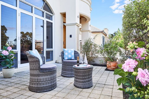 Sorrento Beach Manor - Accommodation Broome 1