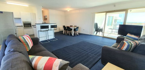 Sandcastles At The Beach Outstanding Location! - Accommodation Broome 9