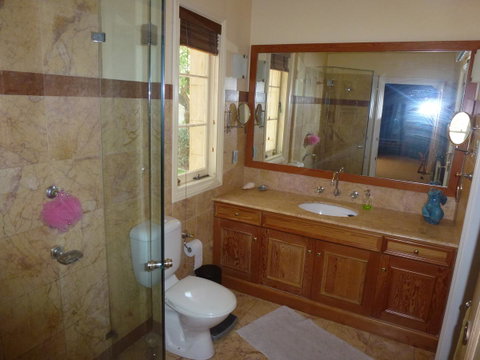 The Russell House - Accommodation Broome 10