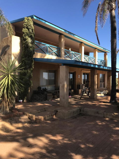 Surf Views - Accommodation Broome 4